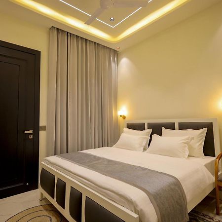 Narayana Homes Mathura Exterior photo