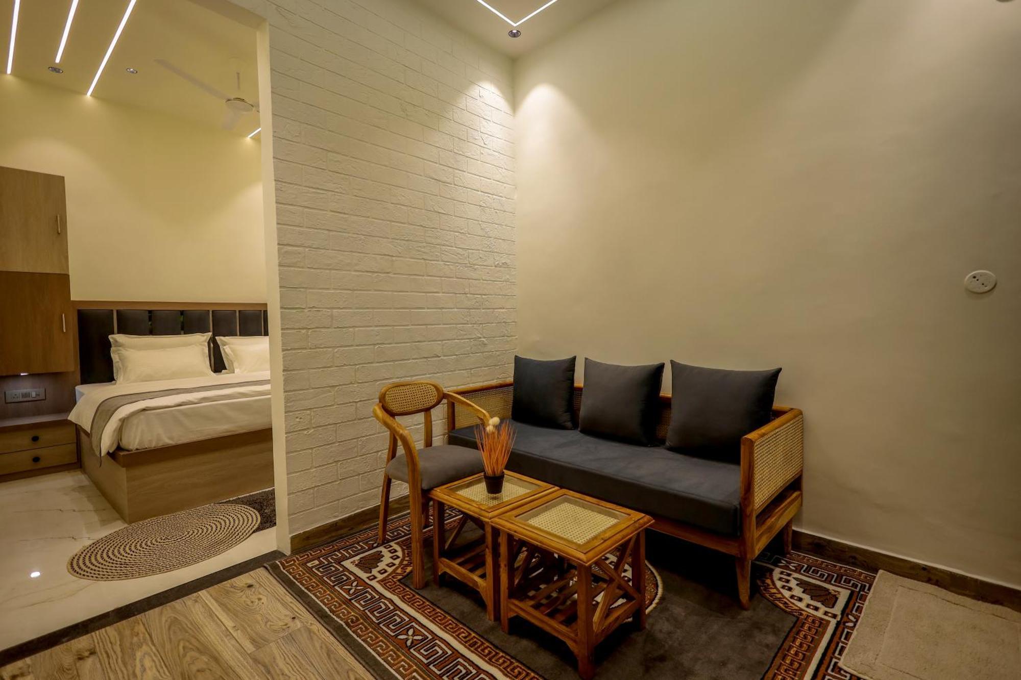 Narayana Homes Mathura Exterior photo